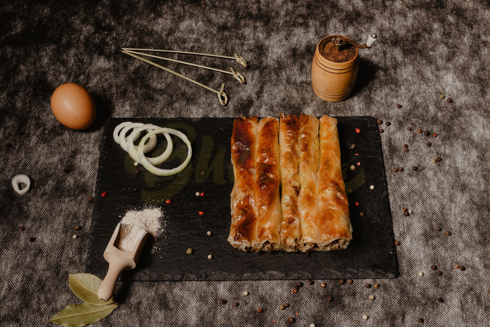 Šareni burek (100% junetina) - 100g